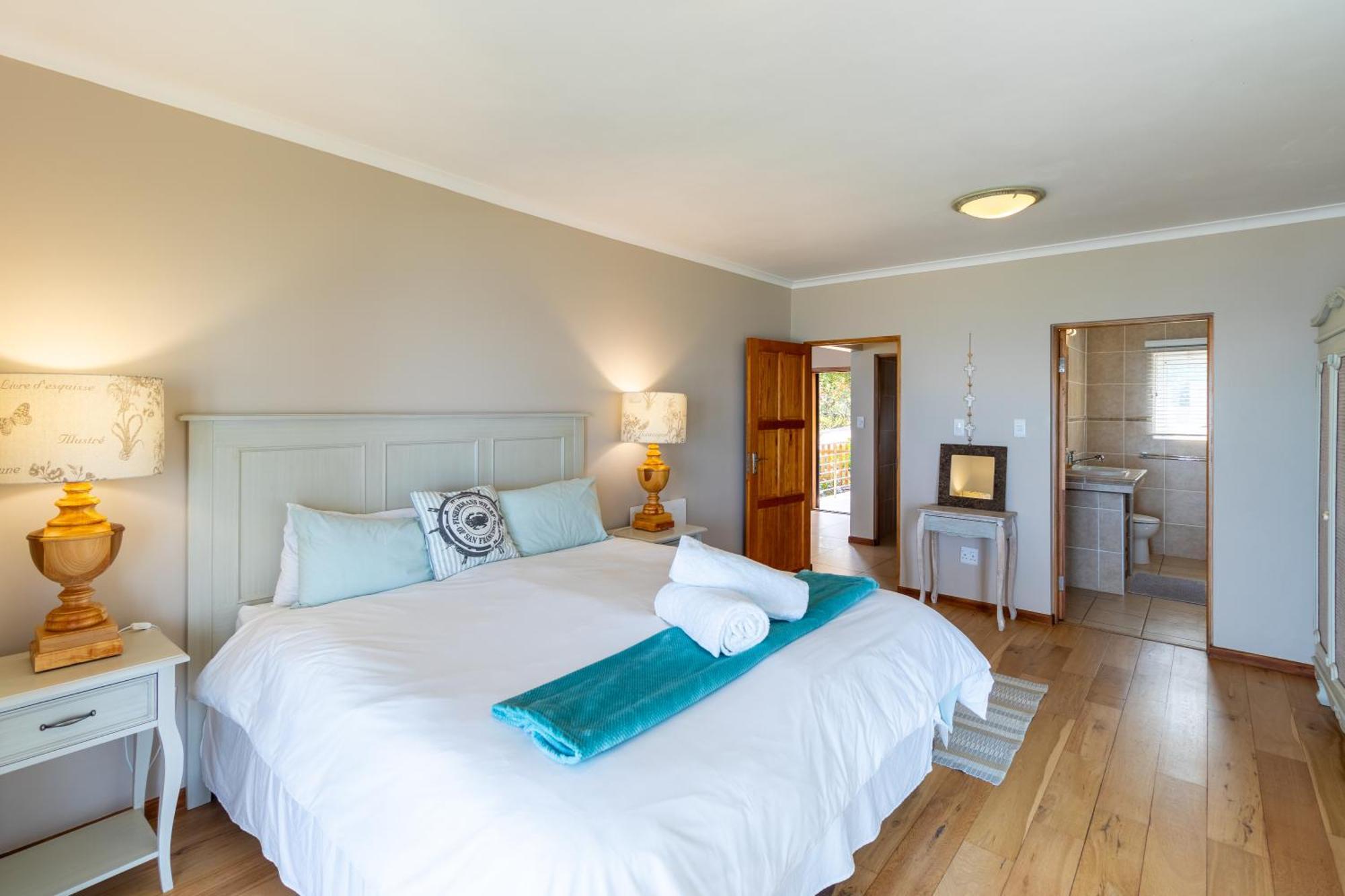 Comfy - No Loadshedding - By Peak Management Ferienhaus *